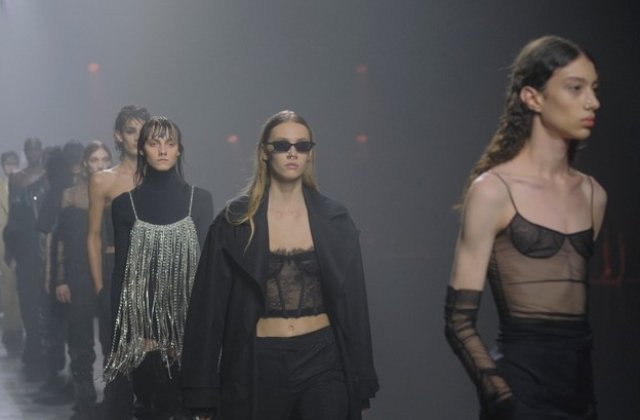 Coafuri văzute la Milano Fashion Week 2022