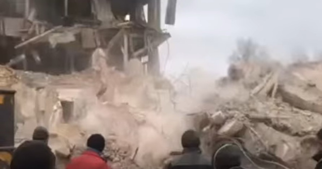 O școală de arte din Mariupol, lovită de bombă. 400 de persoane se adăposteau acolo