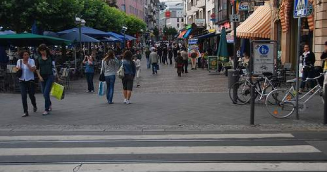 Romanii, "campioni" la traficul de persoane in Germania