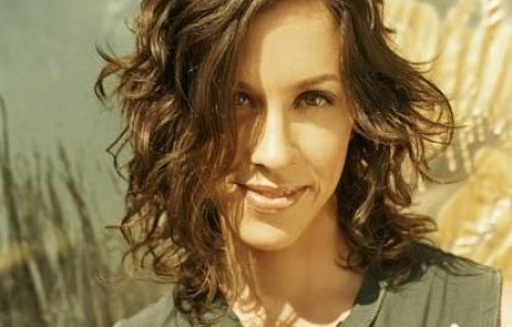 Alanis Morissette este insarcinata
