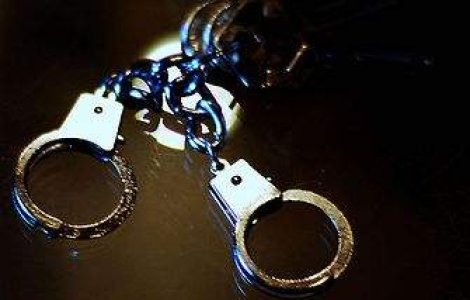 Mandat de arestare pentru directorul de operatiuni al Credit Europe Bank