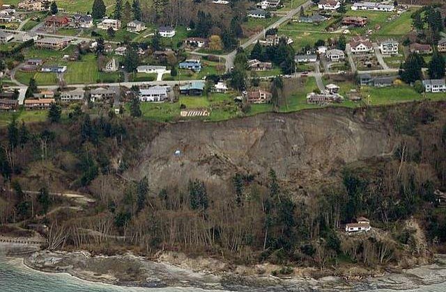 14 morti, in urma alunecarilor de teren din statul Washington