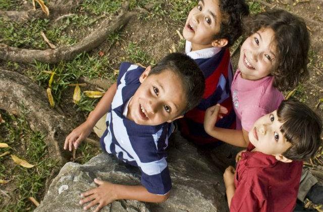 Lucruri infioratoare pe care le spun copiii despre prietenii imaginari