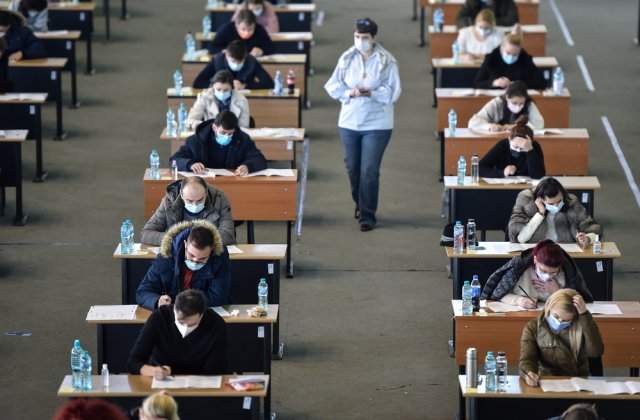 Simulare Bacalaureat și Evaluare Națională 2022. Programul simulărilor examenelor