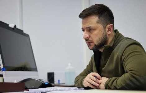 Volodimir Zelenski își dorește ca Papa Francisc să fie mediator în negocierile pentru pace dintre Rusia și Ucraina