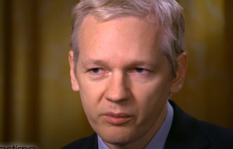 Julian Assange se căsătoreşte astăzi, în închisoare, cu fosta lui avocată