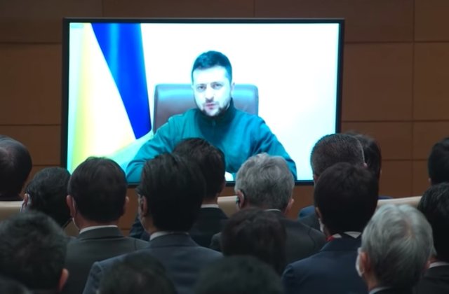 Zelenski către Parlamentul francez: Companiile să oprească finanţarea uciderii copiilor şi a femeilor şi a violurilor