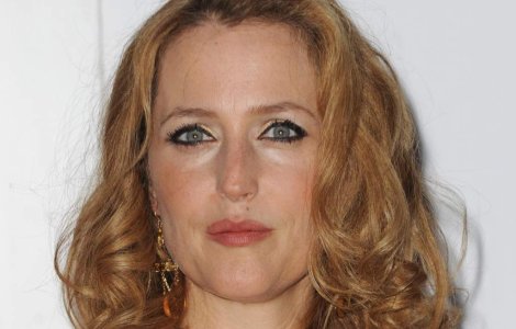 Gillian Anderson, proprietara unui bordel, intr-o miniserie TV
