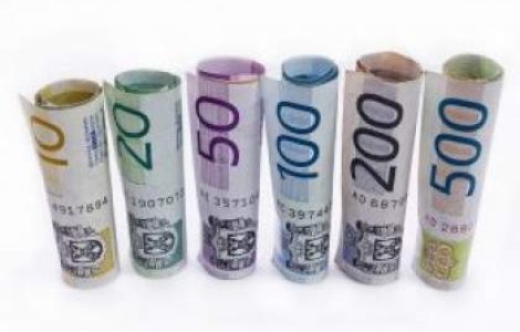 Economia zonei euro isi revine in continuare lent