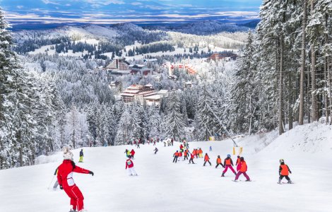 Sezonul de schi din Poiana Brașov va fi prelungit cel puțin până pe 17 aprilie