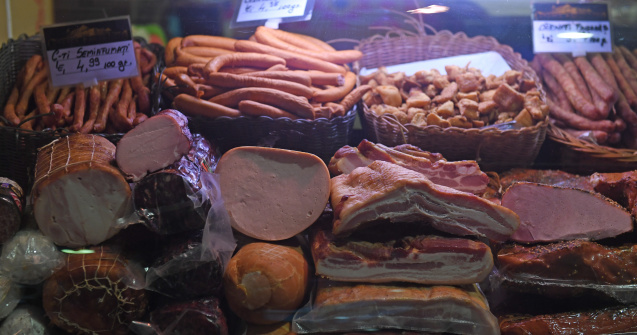 Controale ANSVSA înainte de Paște. Inspectorii ies masiv pe teren în București și în țară