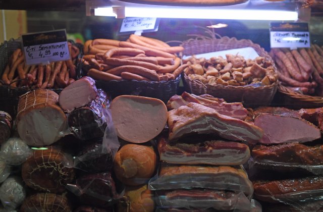 Controale ANSVSA înainte de Paște. Inspectorii ies masiv pe teren în București și în țară 