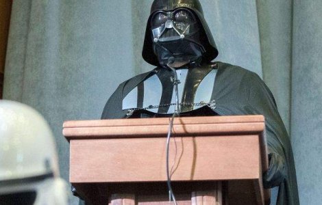 Darth Vader, printre candidatii la prezidentialele din Ucraina