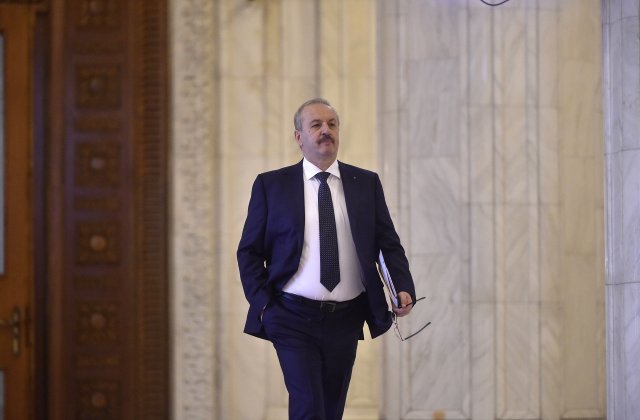 Vasile D&icirc;ncu, despre posibila schimbare a lui Florin C&icirc;ţu din funcţia de preşedinte al PNL