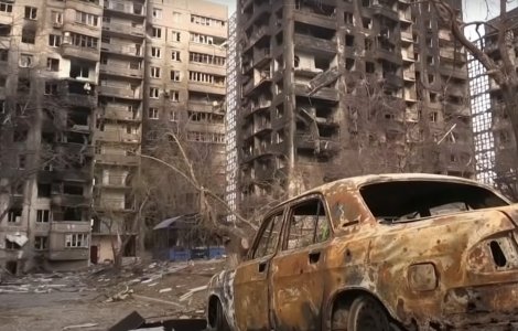 Convoaiele umanitare pentru Mariupol, confiscate de trupele ruse. Un nou coridor de evacuare va fi deschis azi