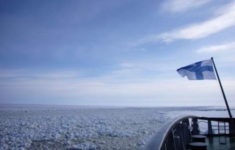 "Oglinda, oglinjoara, care este cea mai buna tara din lume"?