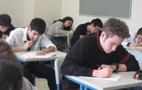 Incepe cea de-a doua sesiune a Bacalaureatului