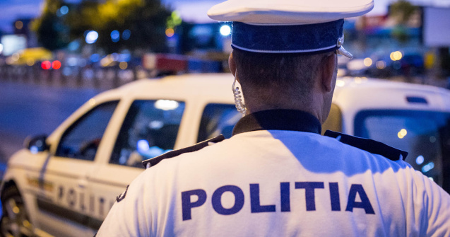 Instructor de dans din Brașov, arestat după ce ar fi convins două minore să întrețină relaţii sexuale cu el