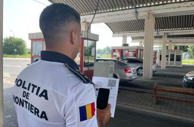 17 migranţi au fost găsiţi la frontieră ascunşi într-un TIR