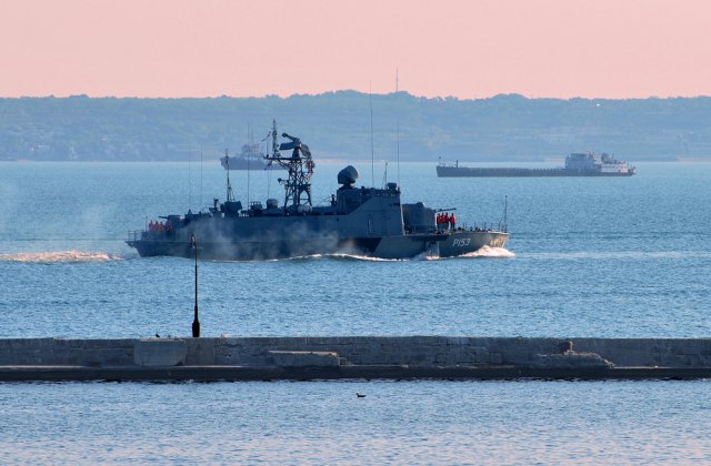 Forţele navale ruse continuă blocada coastei ucrainene a Mării Negre