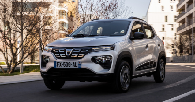Prețul electricei Dacia Spring a fost majorat din nou, în România