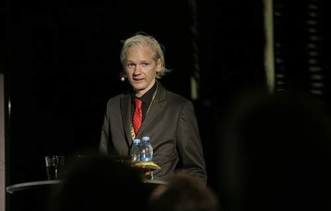 Fondatorul site-ului WikiLeaks, acuzat de viol?