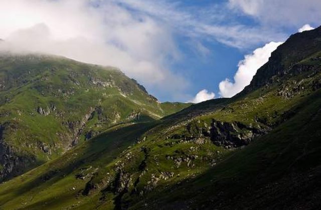 Record de turisti la munte