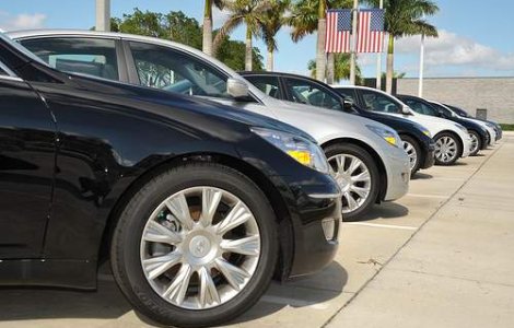 Culmea industriei auto: Discounturi de mii de euro, nici un cumparator