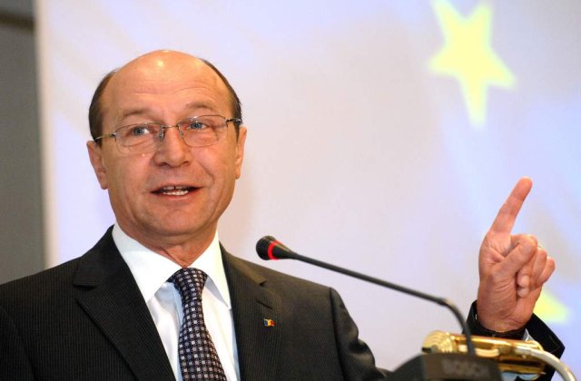 [VIDEO] A mai lovit Basescu un alegator?