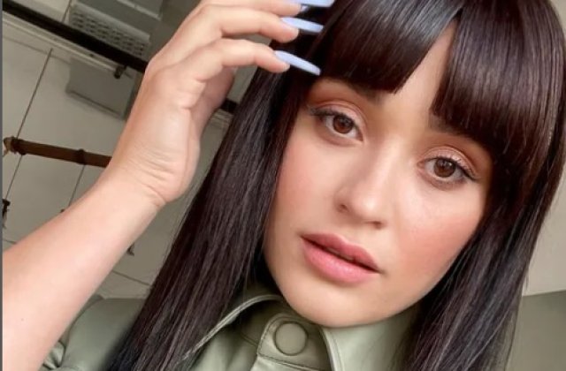 Irina Rimes, criticată de internauți că nu știe engleză! Ce a avut artista de zis în apărarea sa