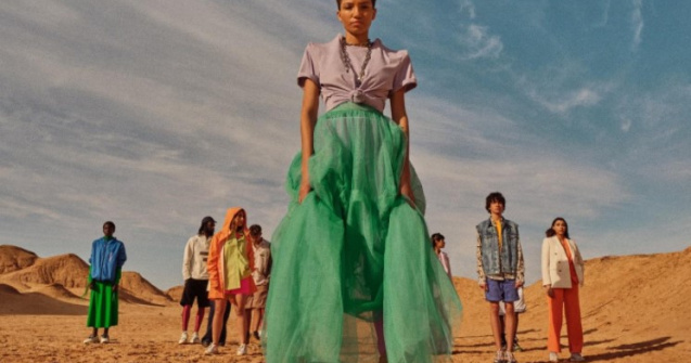 Exprimarea de sine schimbă lumea. Noua campanie MODIVO pentru primăvara- vară 2022