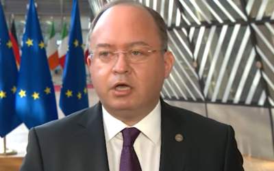 10 reprezentanți ai Ambasadei...