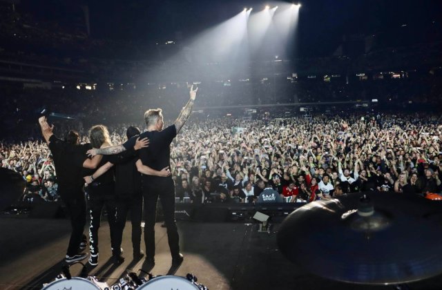 Trupa Metallica a donat o jumătate de milion de dolari pentru refugiații ucraineni