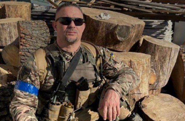 VIDEO Un veteran american care luptă &icirc;n Ucraina, apel disperat: &rdquo;Dați-ne dracului niște arme, vă rog&rdquo;