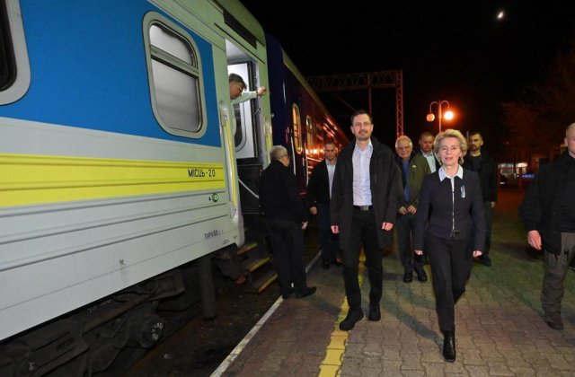 Ursula von der Leyen  a plecat cu trenul spre Kiev, unde se va întâlni cu Volodimir Zelenski