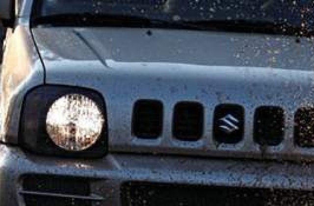 (P) Suzuki sustine off-road-ul romanesc