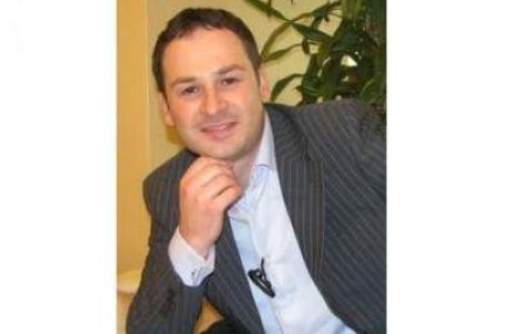 Robert Negoita se casatoreste