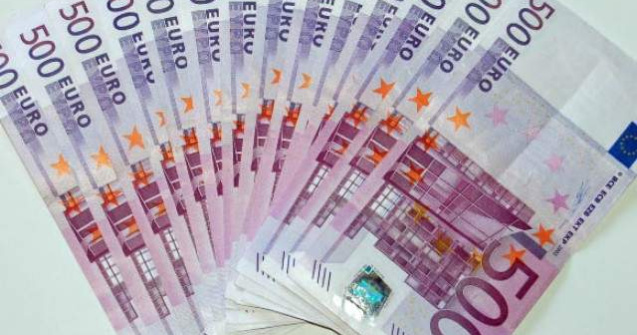 Vivendi vinde operatorul francez de telefonie SFR pentru 17 mld. euro