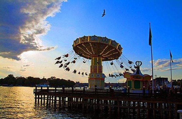 Cele mai spectaculoase carusele din lume