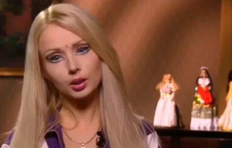  Video  Femeia Barbie socheaza din nou! Ce a declarat aceasta!