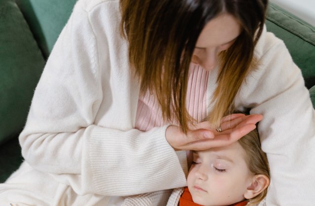 Medicul Mihai Craiu avertizează: &rdquo;TREBUIE să cunoașteți un semn ce reprezintă o mare urgență. Testul paharului poate face diferența dintre viață și moarte, &icirc;n unele cazuri grave&rdquo;