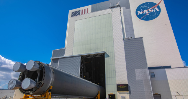 Locul I pentru patru echipe de elevi din Brașov la un concurs organizat de NASA