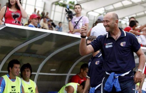 Zenga, ranit de petarde!