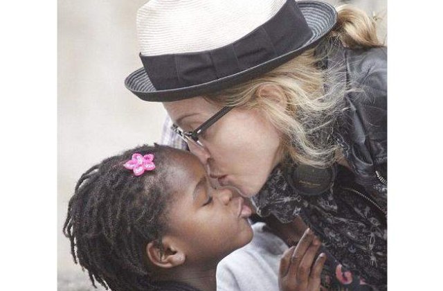 Cum este sa fii copilul Madonnei?