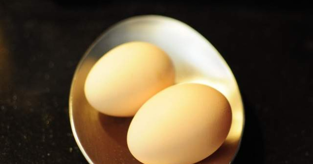 Preturile de consum au stagnat in martie. Cartofii, ouale si laptele s-au ieftinit