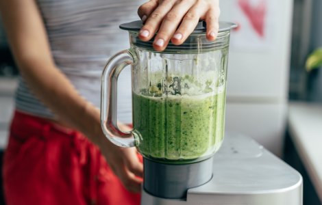  Top  Ce alimente NU trebuie să le pui niciodată în blender