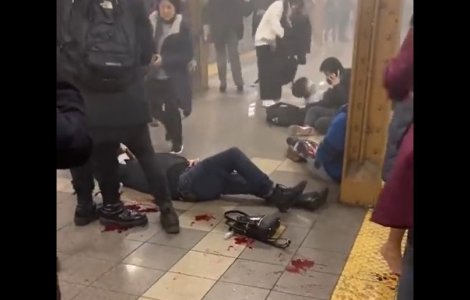 Atac armat într-o staţie de metrou din la New York. 13 oameni au fost răniți