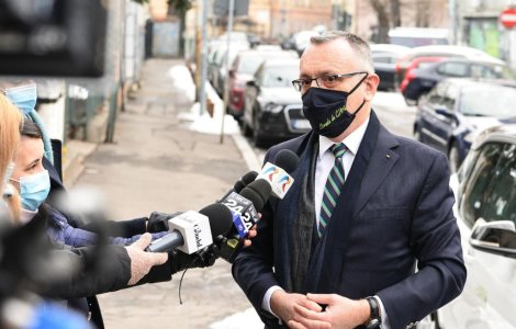 Câmpeanu, despre regulamentul de la Școala nr. 194: Dacă se confirmă, e foarte grav