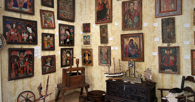 Icoane vechi, din perioada lui Brâncoveanu și Basarab, scoase la licitație