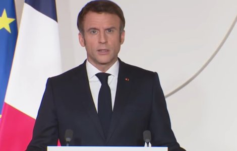 Macron nu reia termenul de „genocid” folosit de Biden